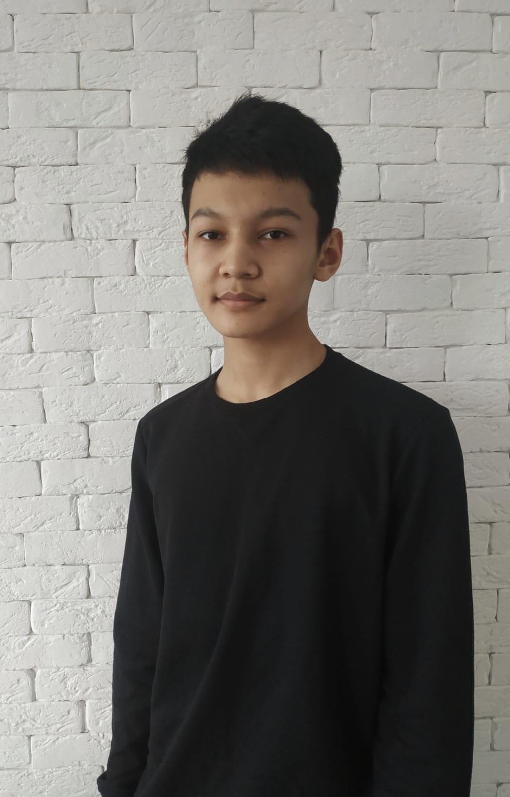 Мурынбаев Адлет 8 б.Мектепшілік ағылшын тілі пәні бойынша 2 орын иегері.8 жыл бойы озат оқушы.Мектепшілік кермеге тартылудан 1 орын жеңімпазы.Аудандық 7-8 сыныптар арасында кермеге тартылудан 2 орын ұзындыққа секіруден 2 орын.Тәуелсіздік күніне арнал